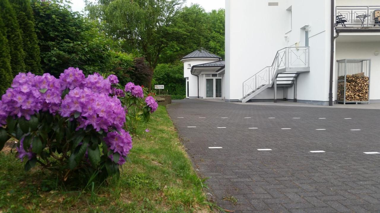 Hotel Nuembrecht Exteriör bild