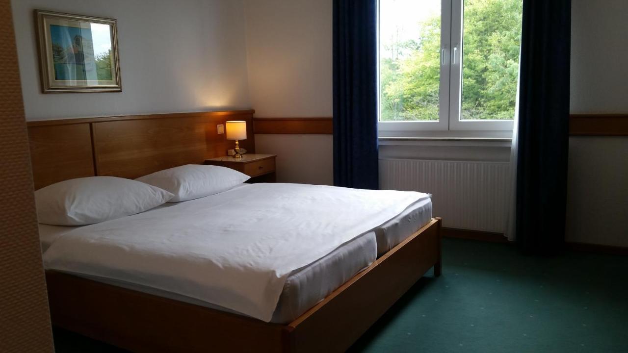 Hotel Nuembrecht Exteriör bild